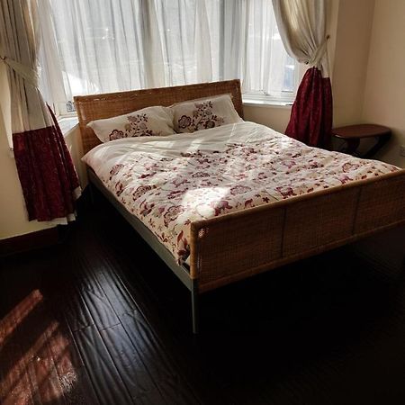 لوتون Cozy Guest House المظهر الخارجي الصورة